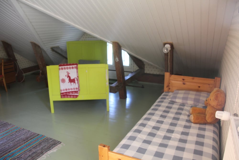 Quadruple Room, Private Bathroom (Tahtitaivas Kammari) photo 2