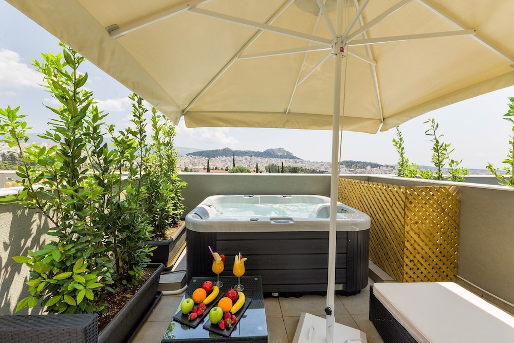 Acropolis Outdoor Heated Jetted Tub Maisonettes photo 1