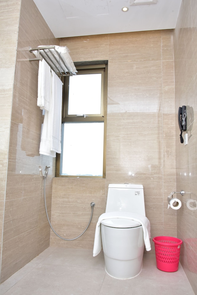 Super Deluxe Suite photo 3