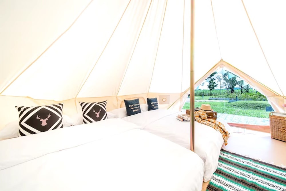 Family Bell Tent Garden View - Photo 9