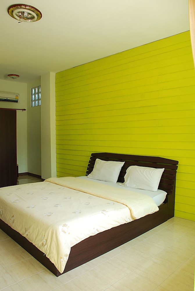 Standard Room photo 2
