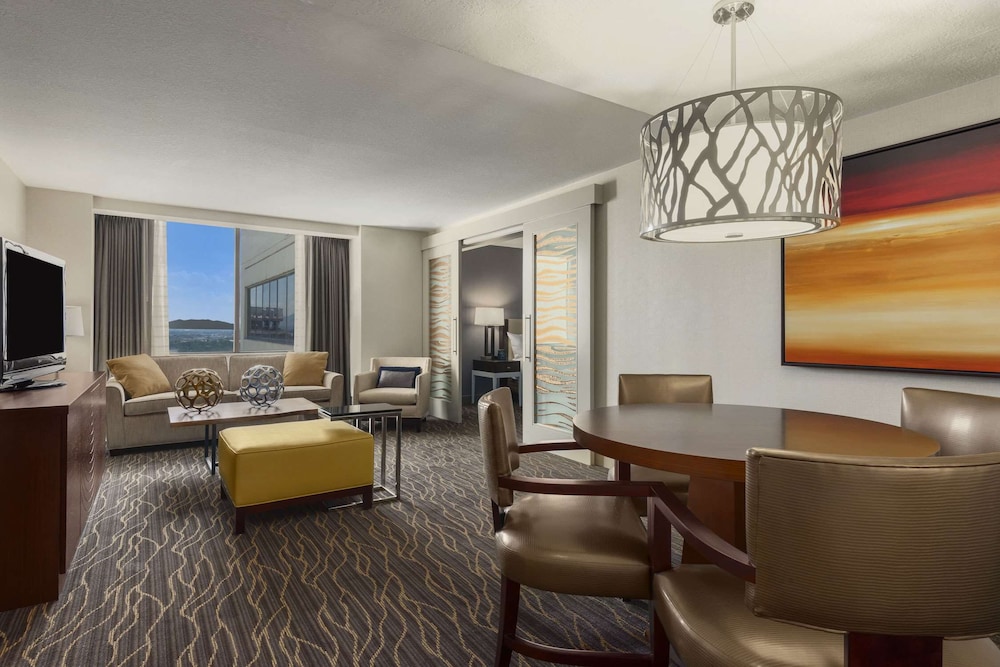 Suite, 1 Bedroom (Waldorf) photo 1