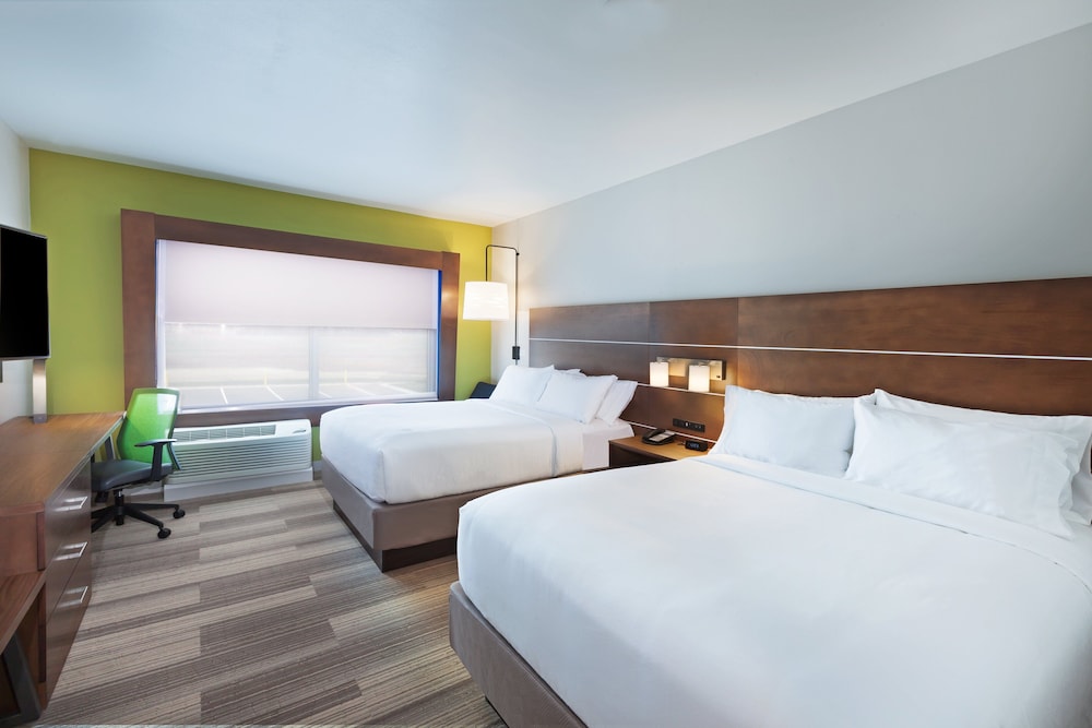 Standard Room, 2 Queen Beds