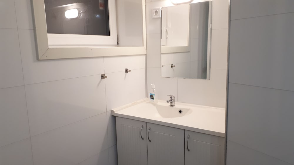 Classic Quadruple Room, Shared Bathroom (Nr 12) - Photo 2