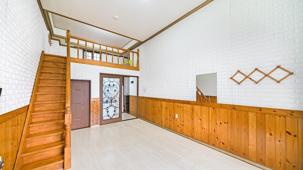 Basic Room, 1 Bedroom (201(Oceanview)) photo 3
