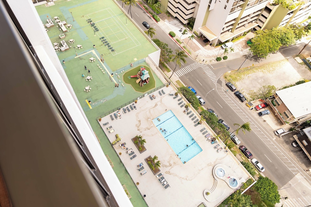 Premium Remodeled Condo with Ocean View and Parking: Premium Apartment, 1 King Bed with Sofa bed, Ocean View (WB 2713 T1) photo