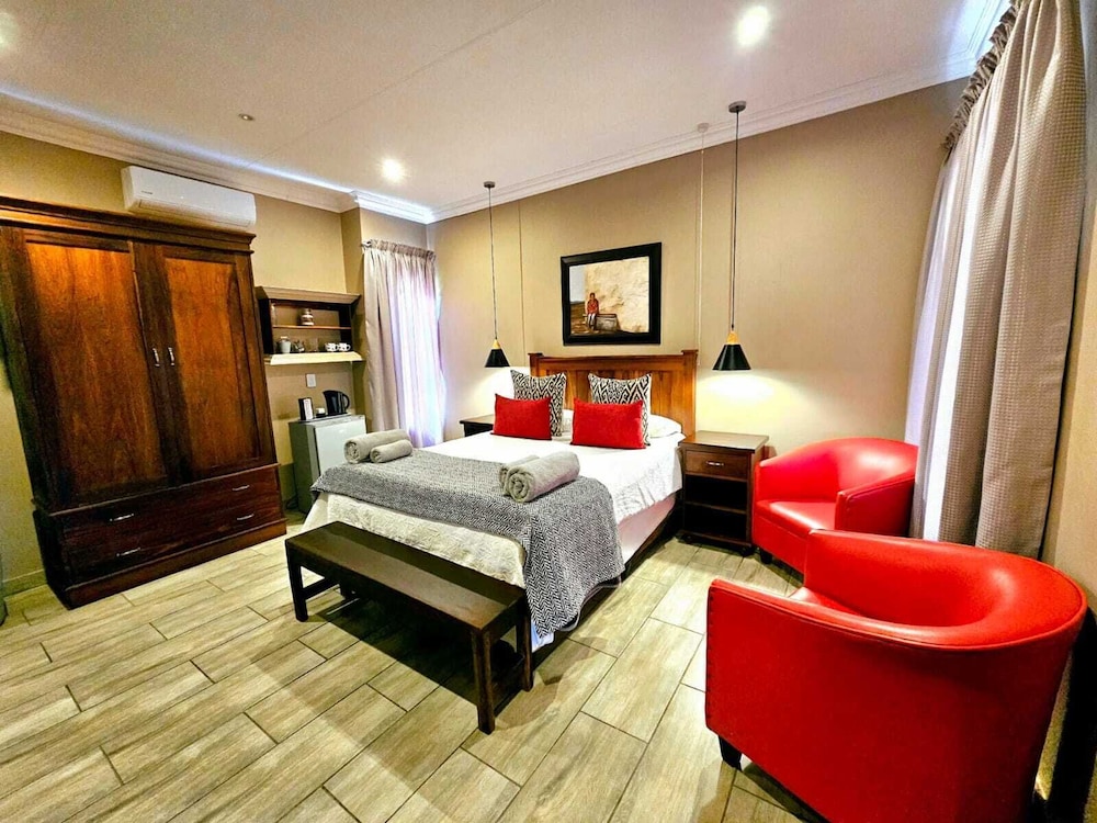 Standard Double Room photo 3