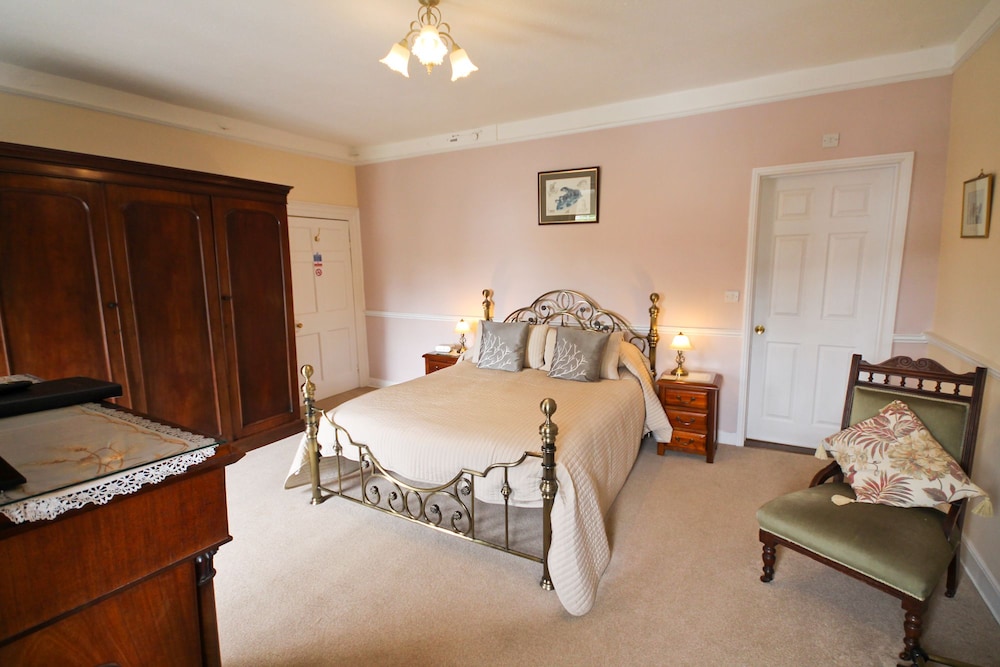 King Room (Oak) photo 2