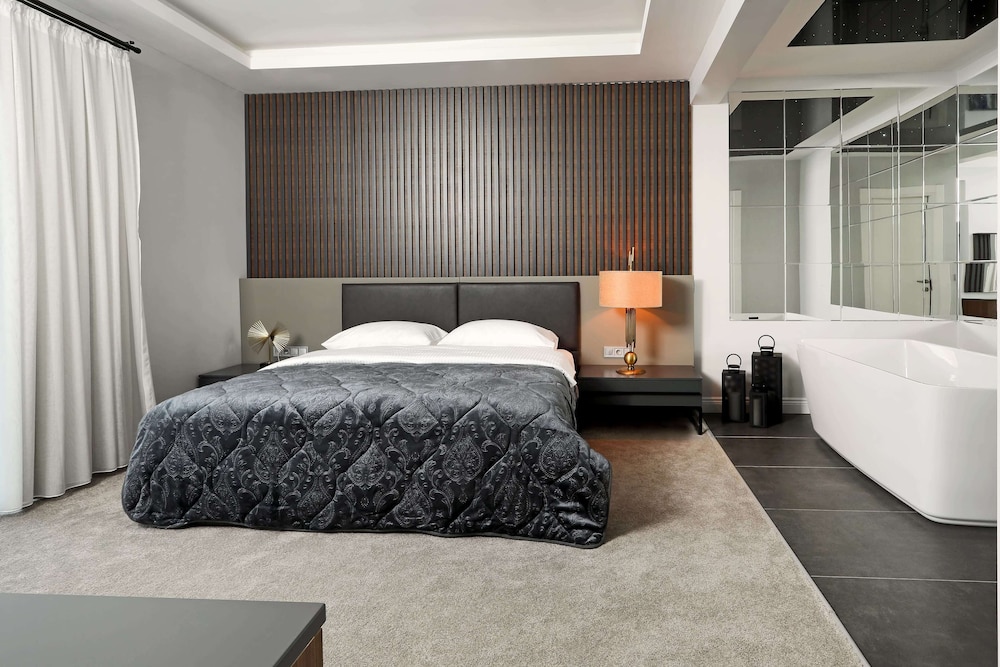 Luxury Room, Lake View