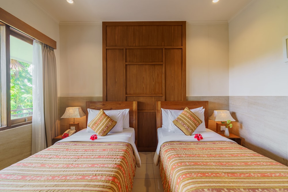 Superior Double or Twin Room photo 3