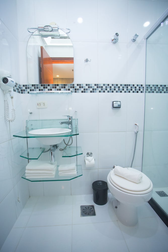 Deluxe Quadruple Room - Photo 4