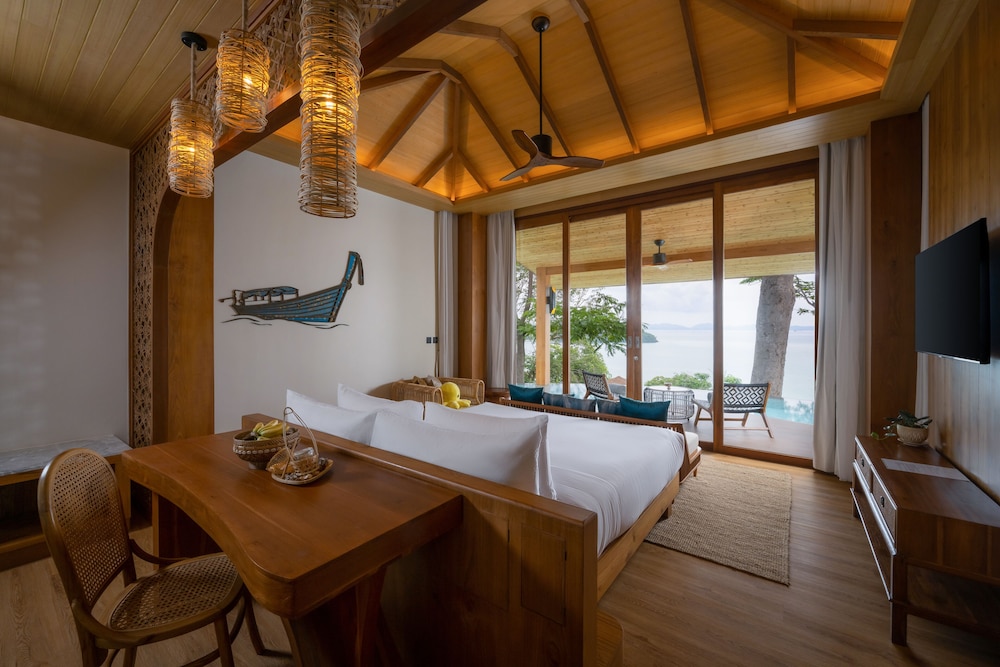 Sinae Premier Pool Suites - Photo 2
