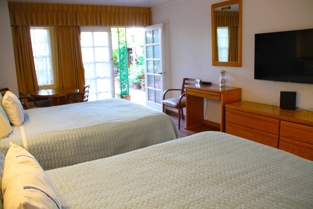 Room, Non Smoking (Unit B)
