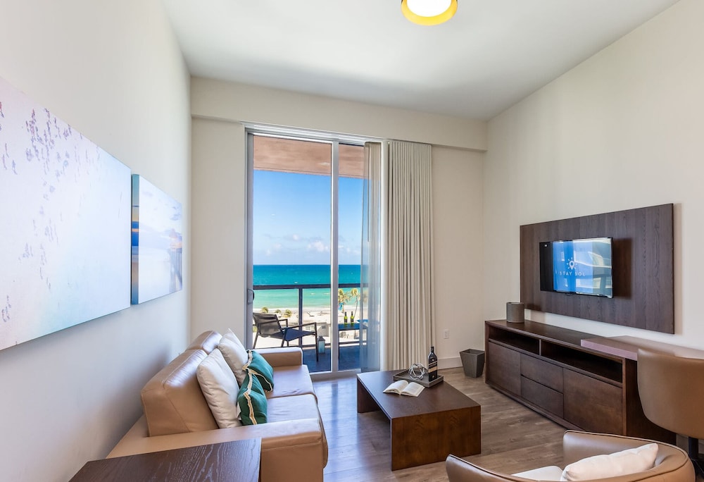 Condo, 2 Bedrooms, Balcony, Ocean View