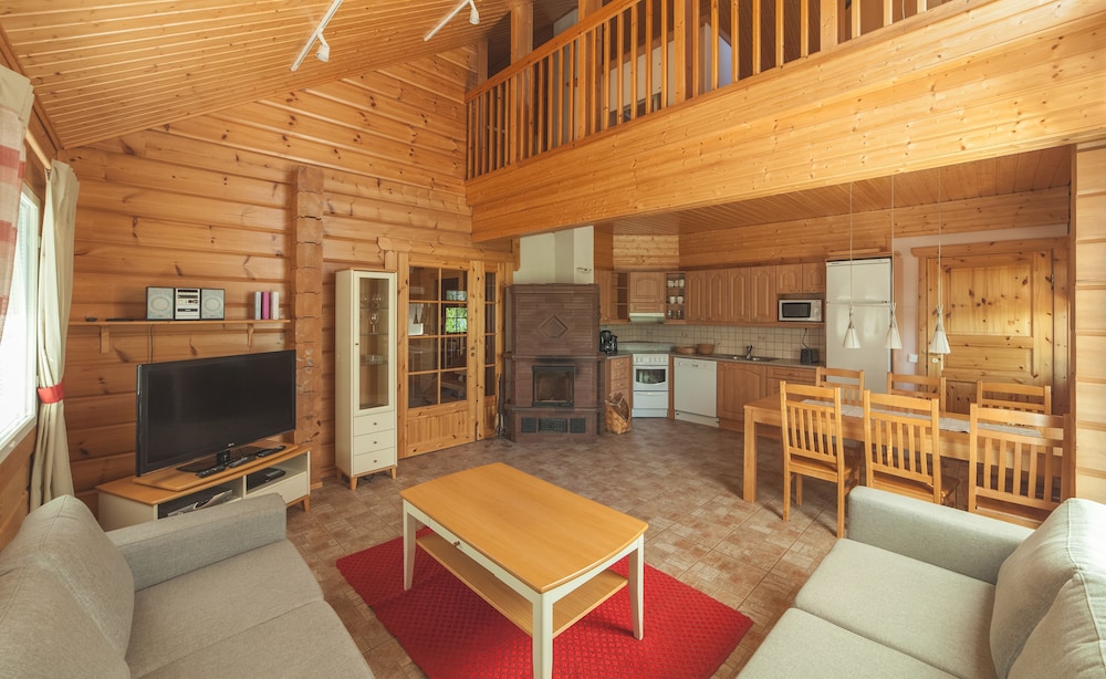 Family Cottage, 2 Bedrooms, Sauna, Lakeside (Karhu) photo 2