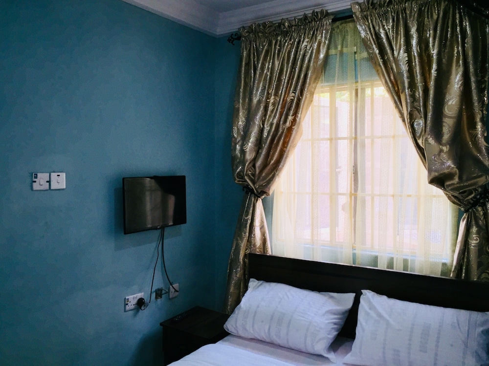 Standard Double Room photo 3