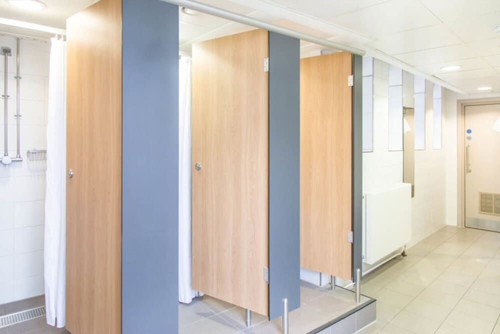Single Room, Men only, Shared Bathroom photo 2