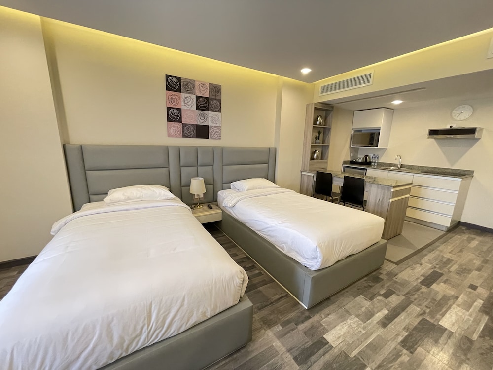 Deluxe Studio Twin Apartment thumbnail 6