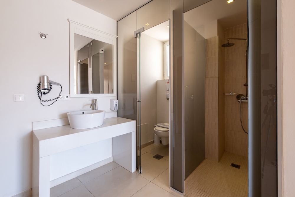 Junior Studio Suite photo 3