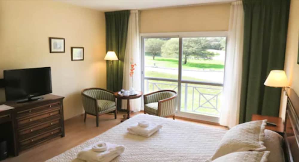 Double Room, 1 King Bed photo 3