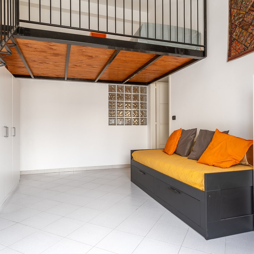 Apartment photo 3
