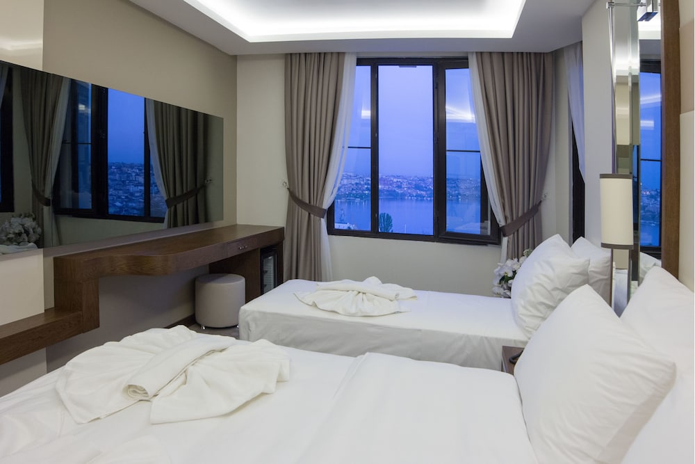 Deluxe Double or Twin Room, Sea View photo 1