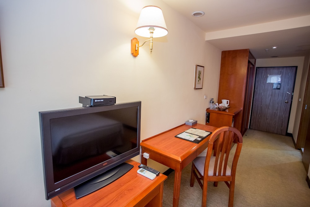 Standard Twin Room - Photo 7