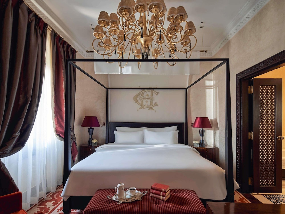 Suite, 1 King Bed, Terrace, Garden View (Palace Opera Suite)