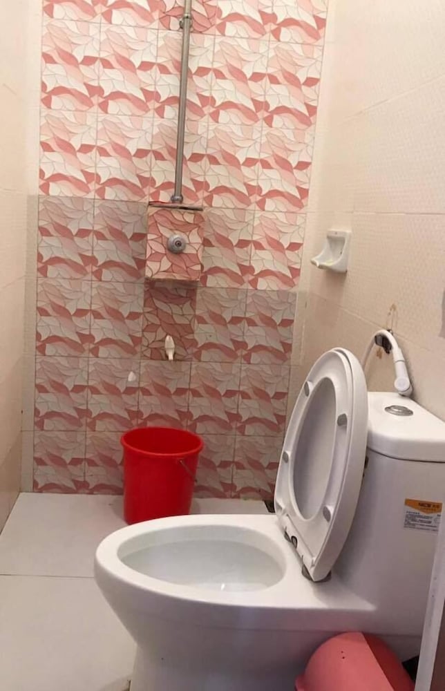 Standard Double Room, Shared Bathroom photo 3