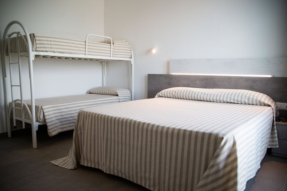 Superior Quadruple Room photo 1
