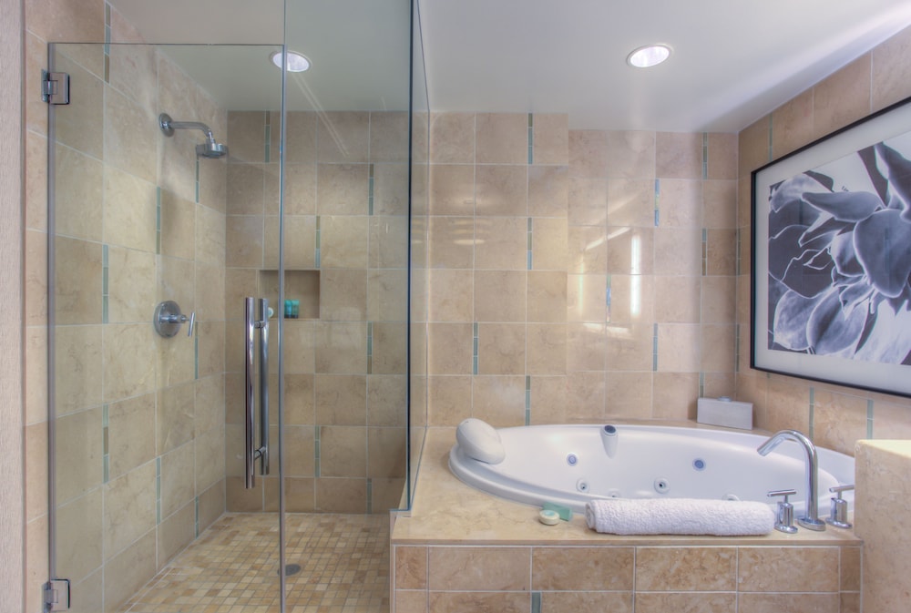 Executive Suite, 1 King Bed, Jetted Tub