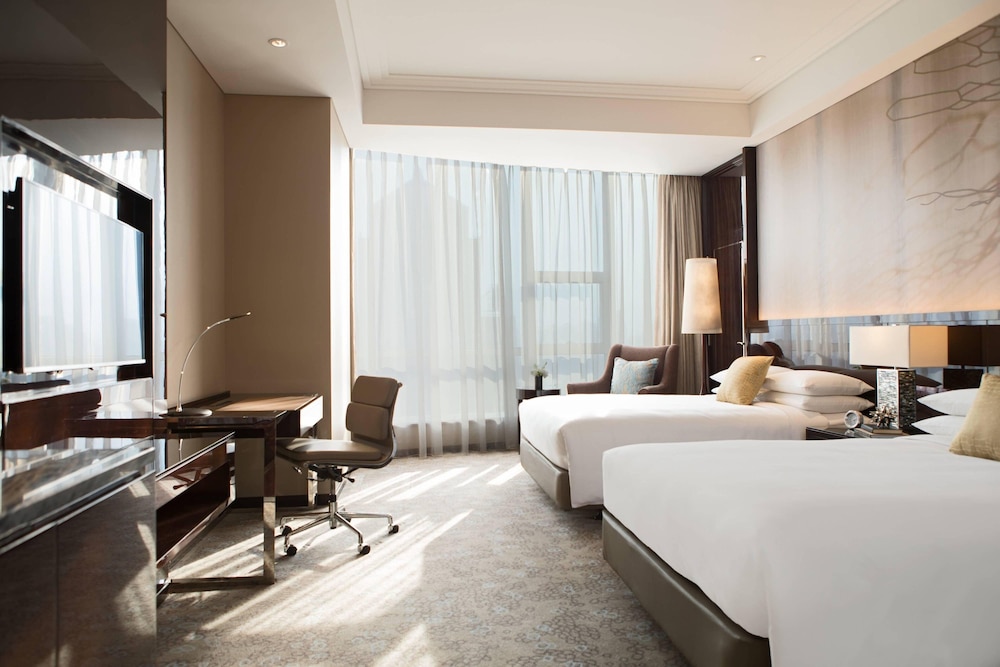 Club Room, 2 Twin Beds