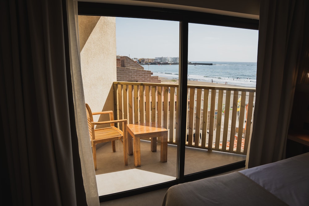 Superior Double Room, Balcony, Sea View - Photo 20