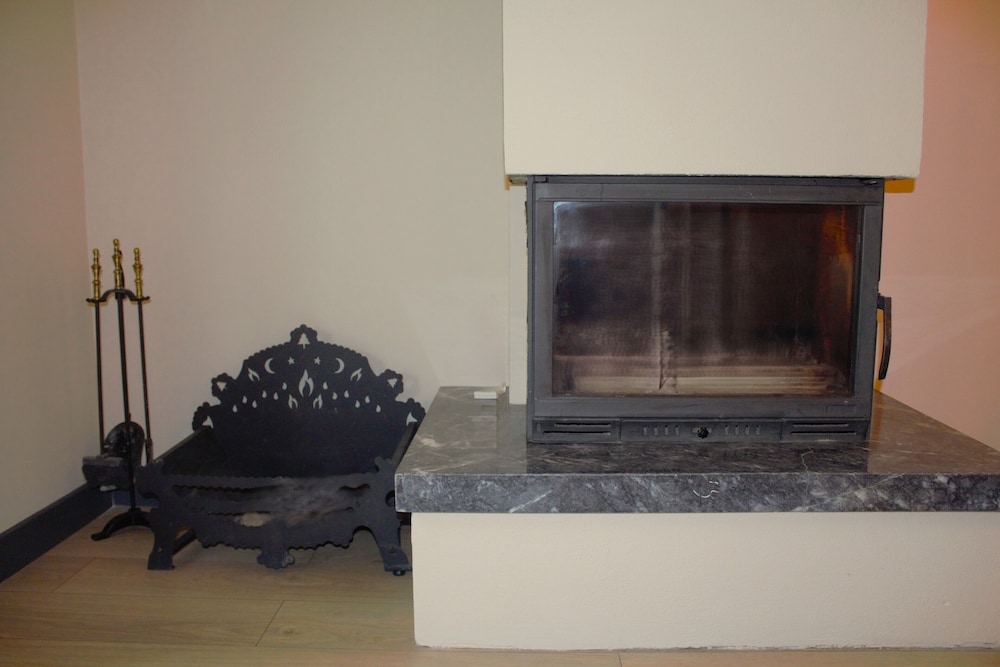 Senior Suite - Photo 7