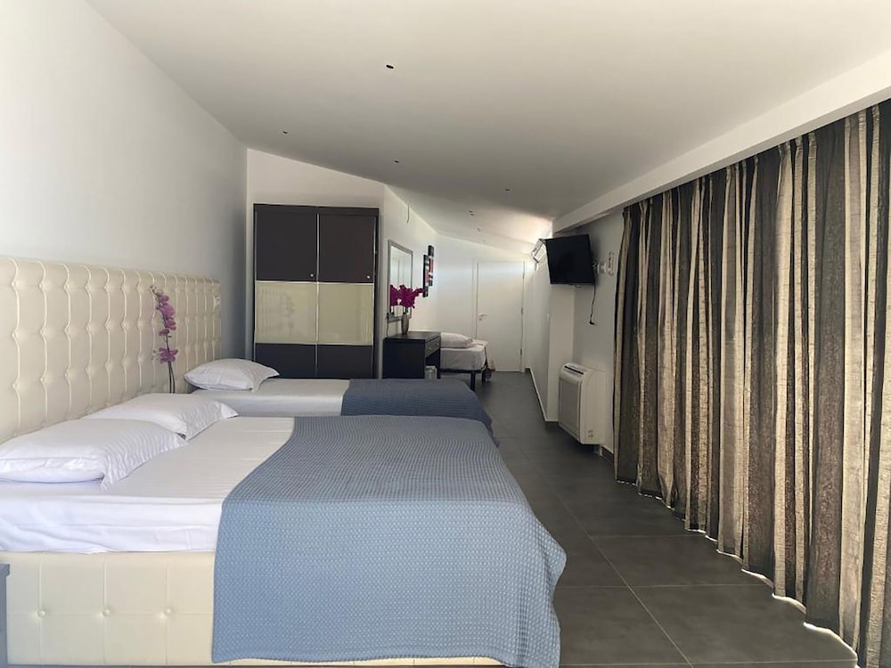 Triple Room, Sea View photo 1