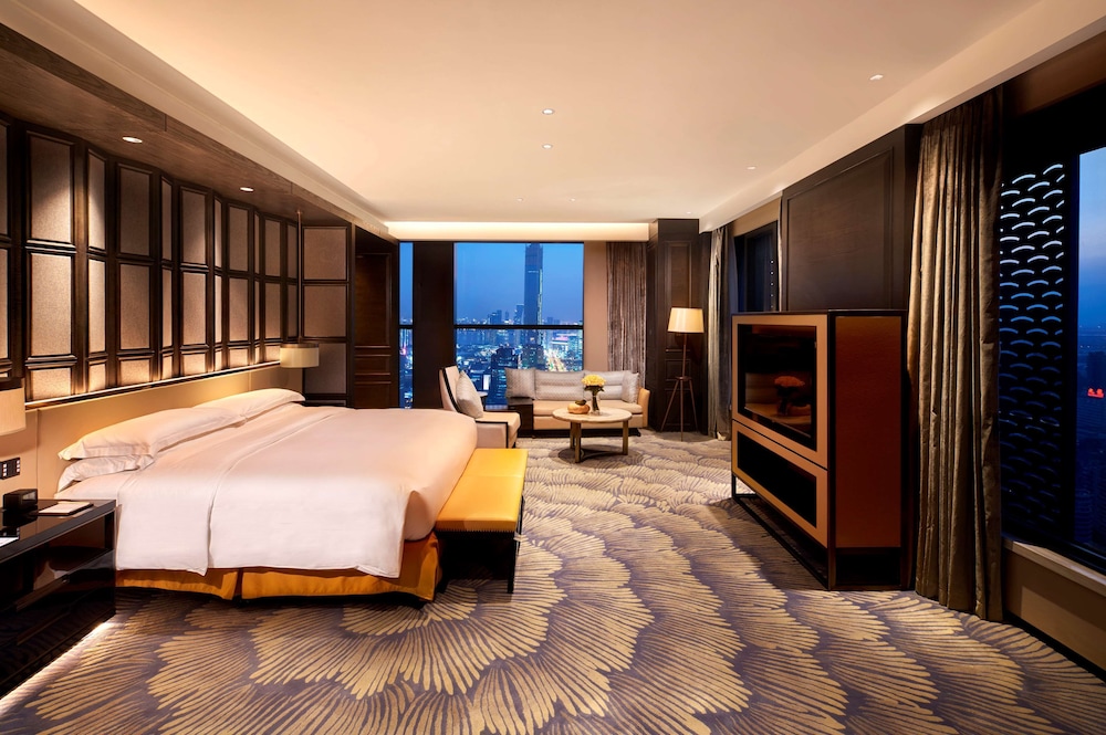 King Two Bedroom Suite