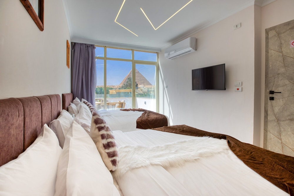 Superior Quadruple Room photo 1