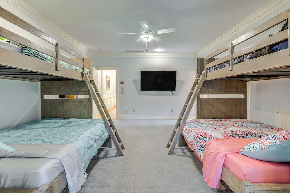 House (4 Bedrooms) photo 1