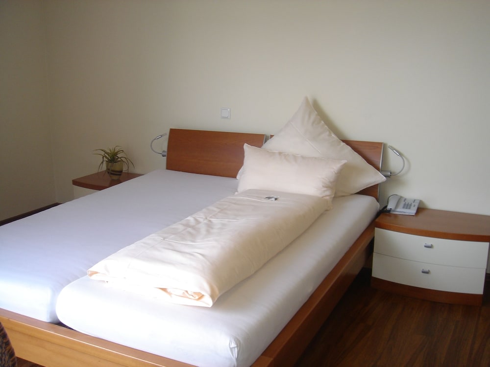 Standard Double Room, 1 Double Bed, Non Smoking photo 1