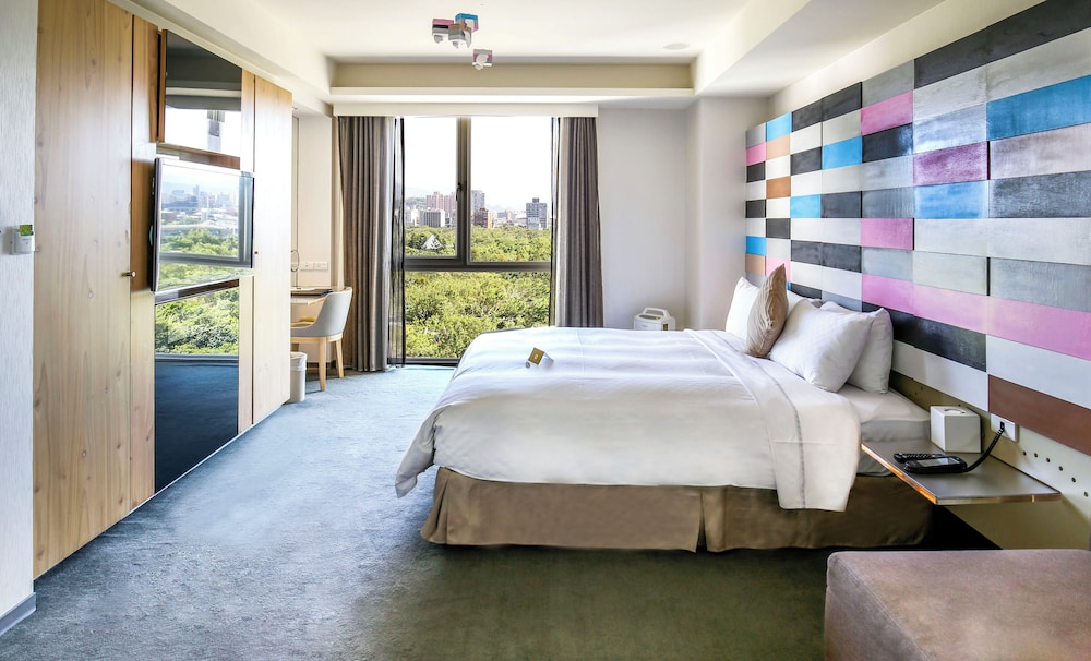 Dandy Suite - Photo 1
