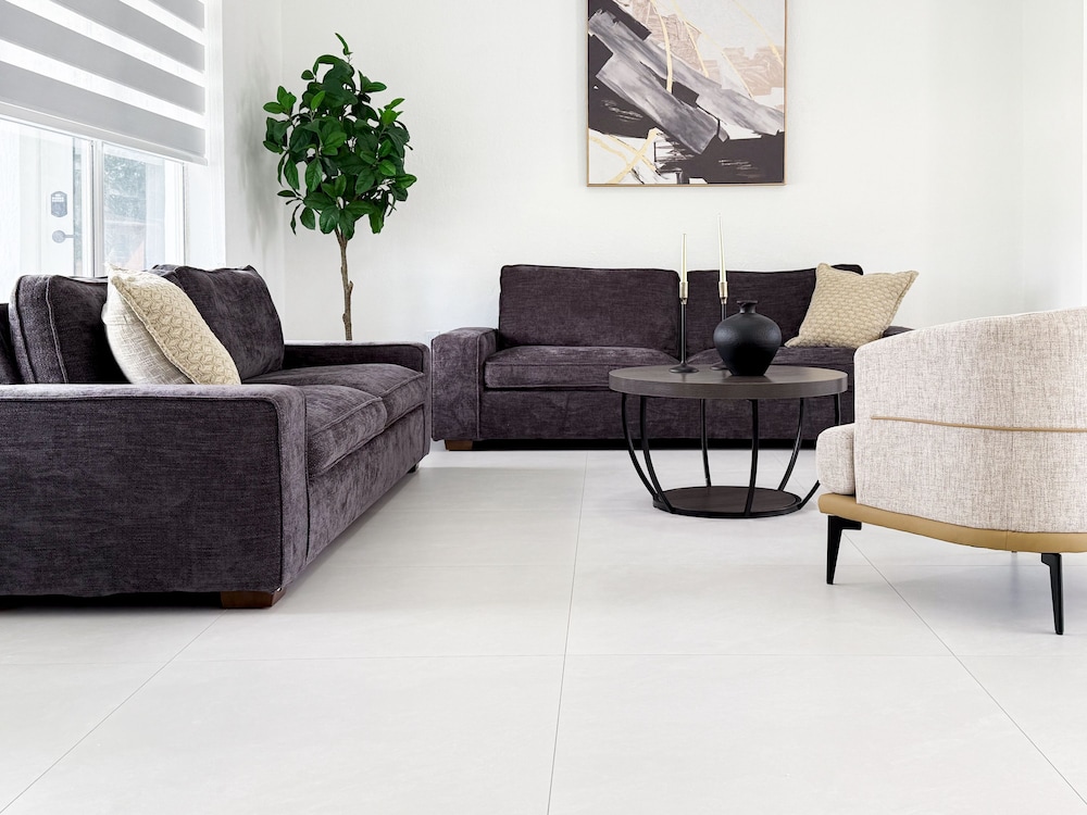 Villa photo 3