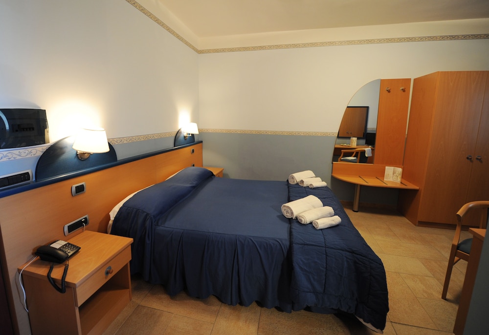 Standard Single Room photo 3