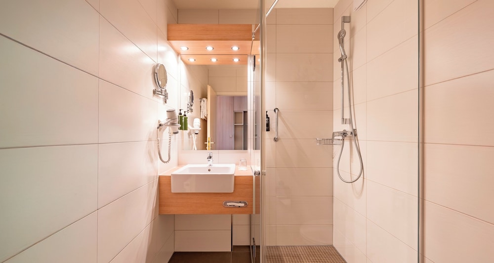 Comfort-Doppelzimmer mit Balkon - Photo 8