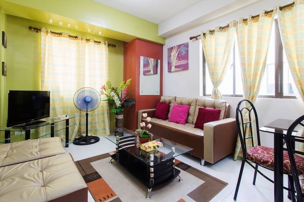 Cozy 3BR + UNIT 212 photo 2