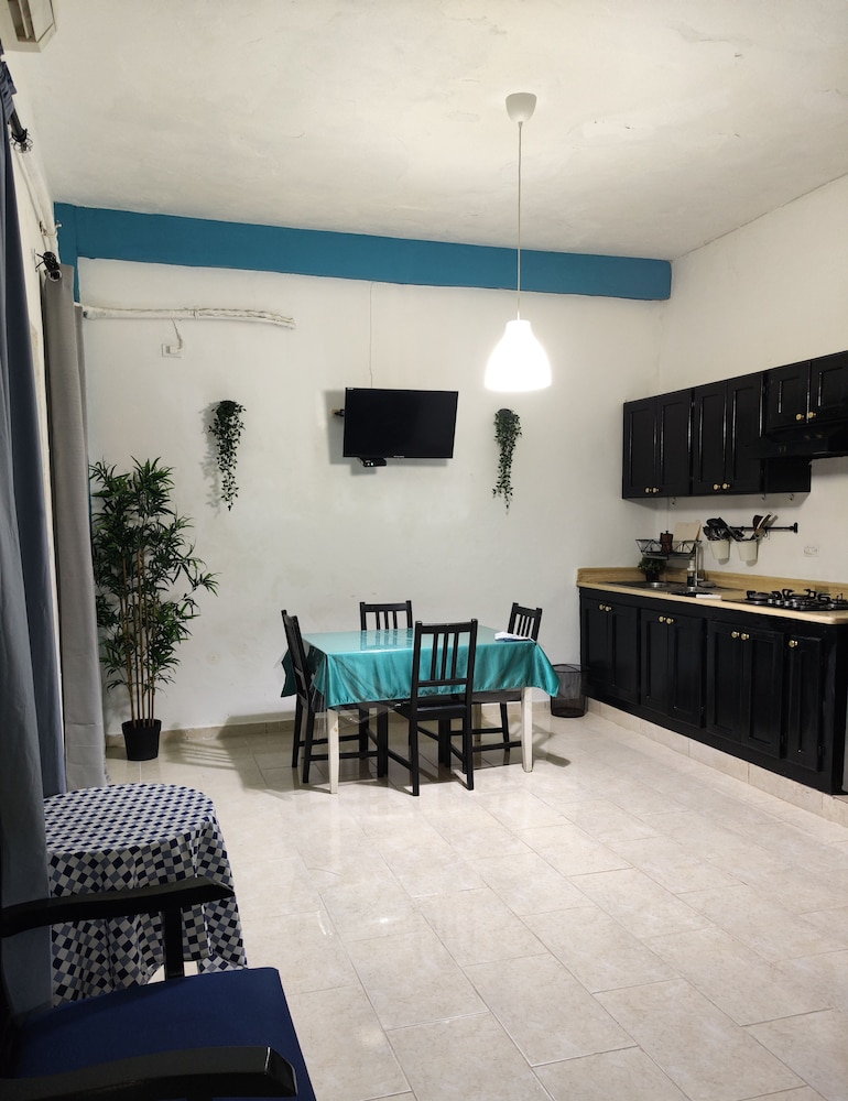 City Apartment, 2 Bedrooms, Non Smoking, City View photo 1