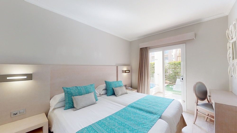 Premium Hydro Spa One Bedroom Apartment - Photo 1