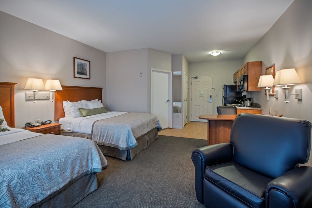 Studio Suite, 2 Queen Beds, Microwave - Photo 1