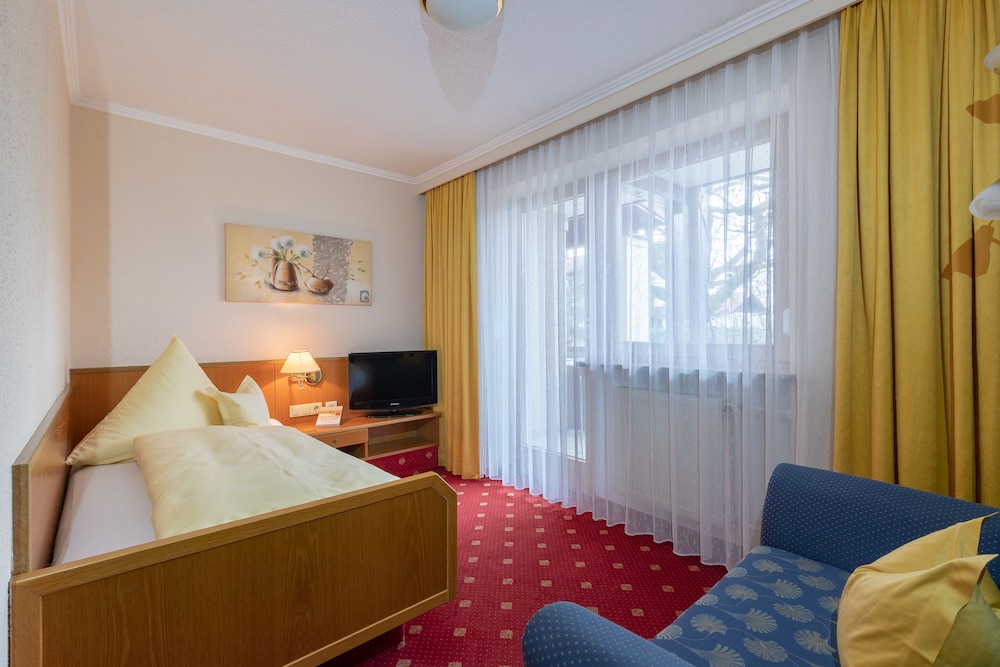 Single Room photo 3