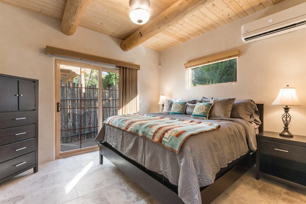 House (Bella - Sweet Casita in the Heart of ) photo 1