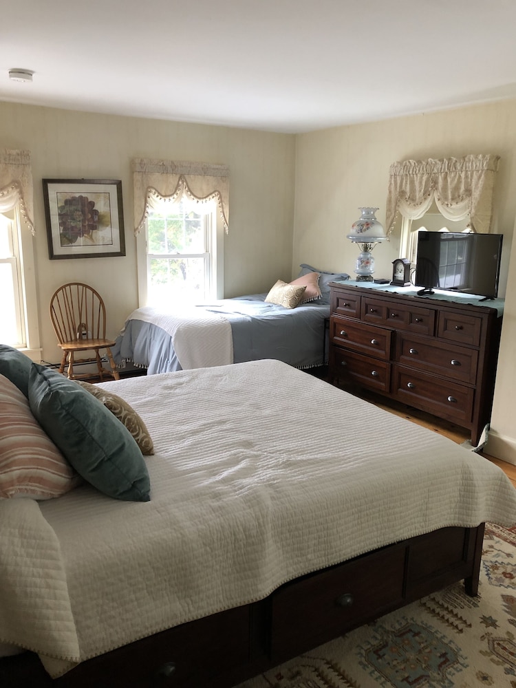 Double Room, Lake View / No pets allowed photo 1